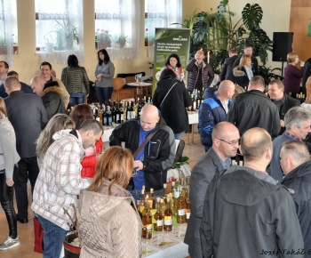 Tokajský strapec - piaty ročník súťaže a výstavy vín - odborná d