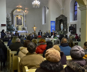 Vianočný koncert skupiny Emanuel v Rímskokatolickom kostole